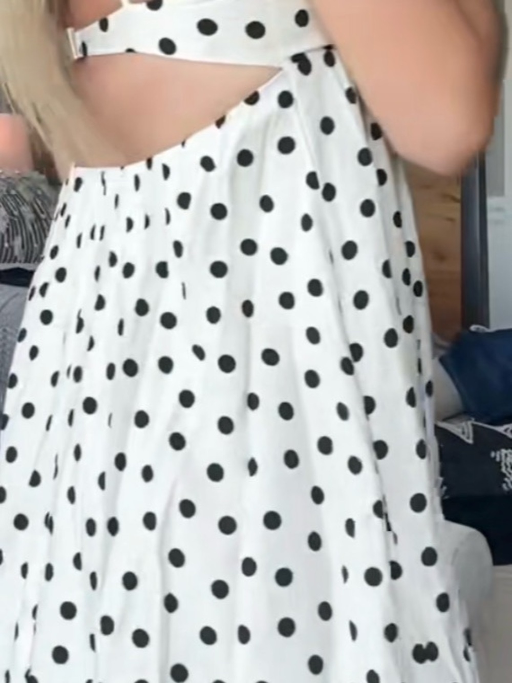 Abercrombie & Fitch Cream Maxi Dress with Black Polka Dots Built-in Bra - Picture 5 of 8
